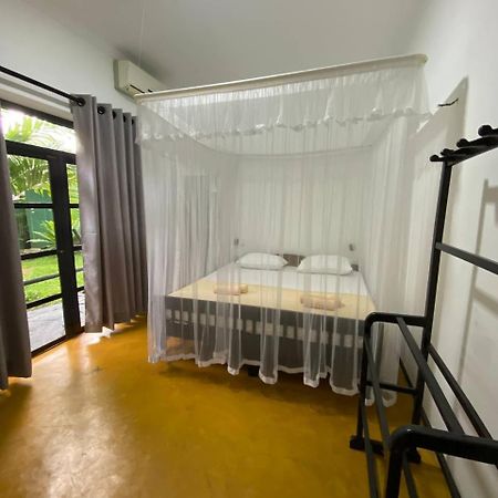 Pearl Villa Rooms And Hostel Unawatuna Exteriér fotografie