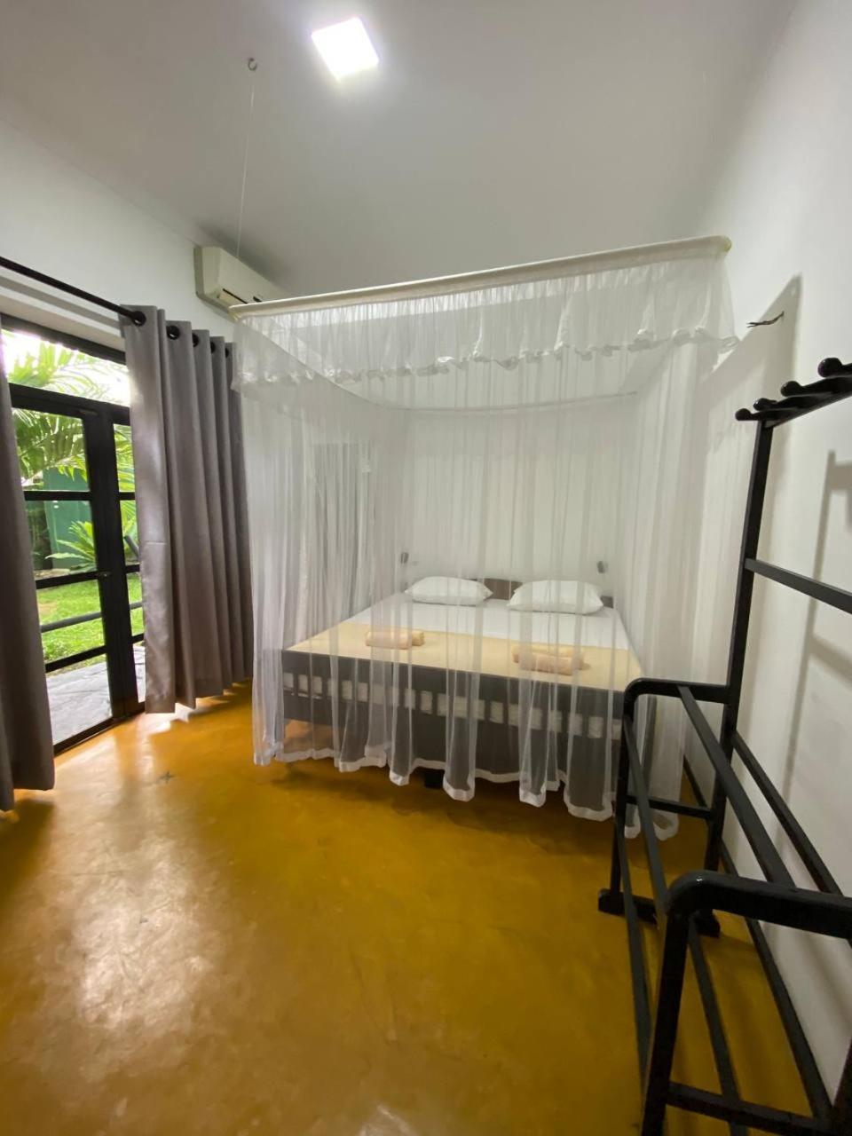 Pearl Villa Rooms And Hostel Unawatuna Exteriér fotografie