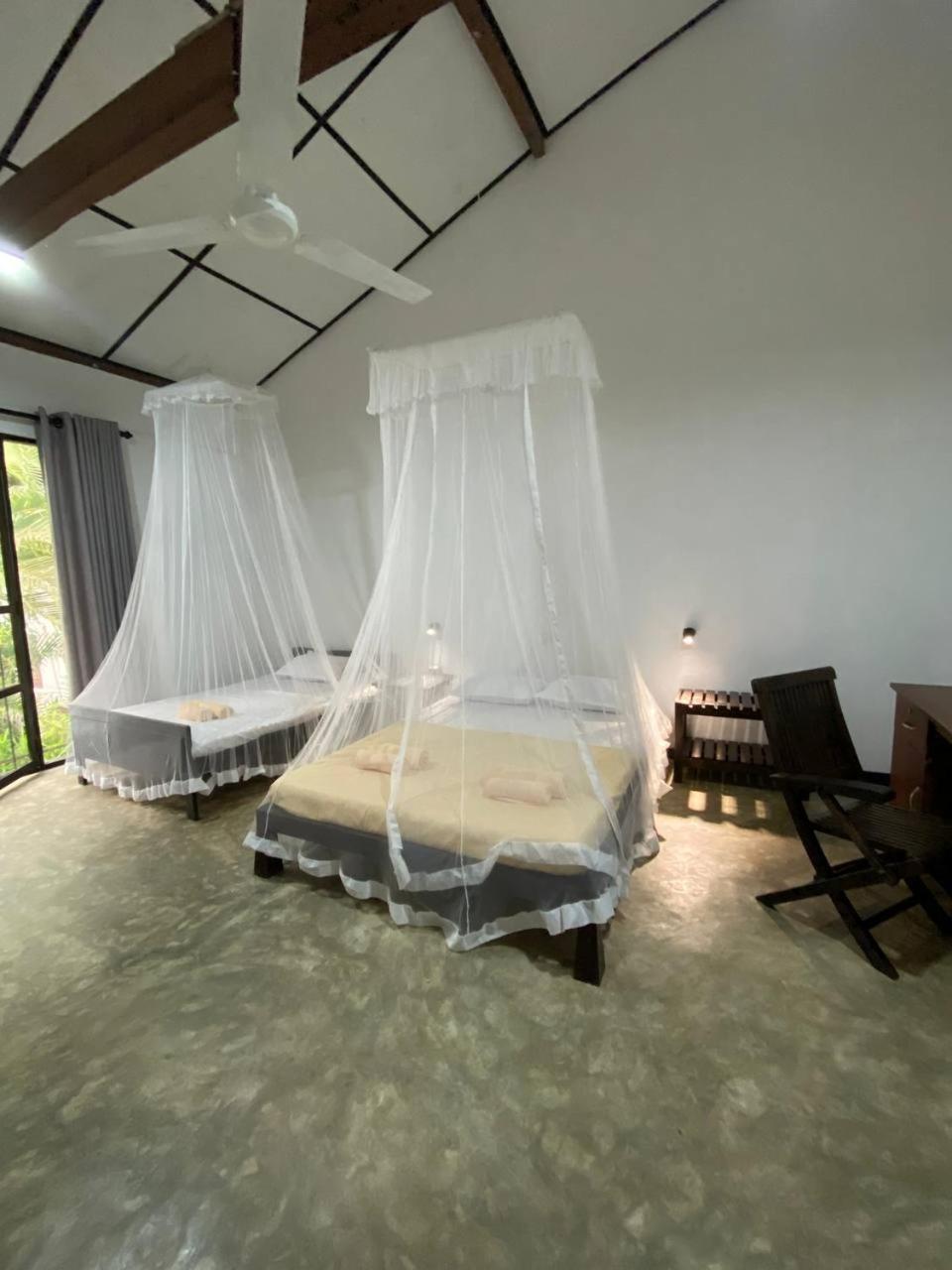 Pearl Villa Rooms And Hostel Unawatuna Exteriér fotografie