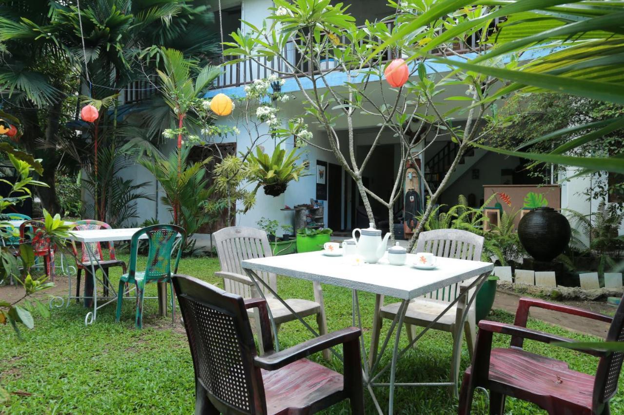 Pearl Villa Rooms And Hostel Unawatuna Exteriér fotografie